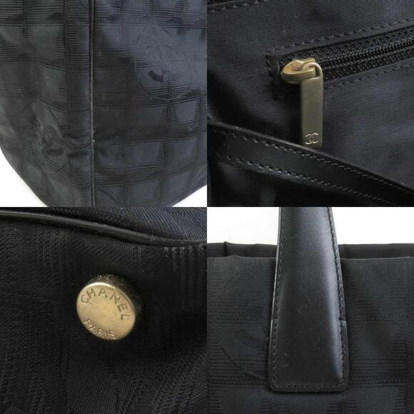 CHANEL Black Bag - Picture 4 of 5